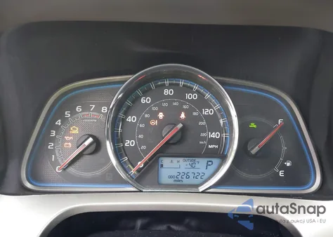 2015 Toyota Rav4 Limited z USA, uszkodzony, nr VIN 2T3YFREV0FW220012